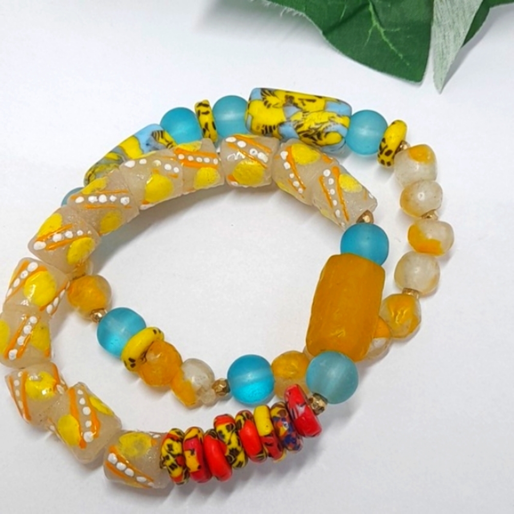 New handmade bracelet beaded